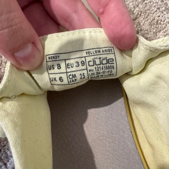 Hey Dude Wendy Light Yellow Women's Slip On Loafers Shoes Size 8 Anise Easy On - Picture 9 of 9